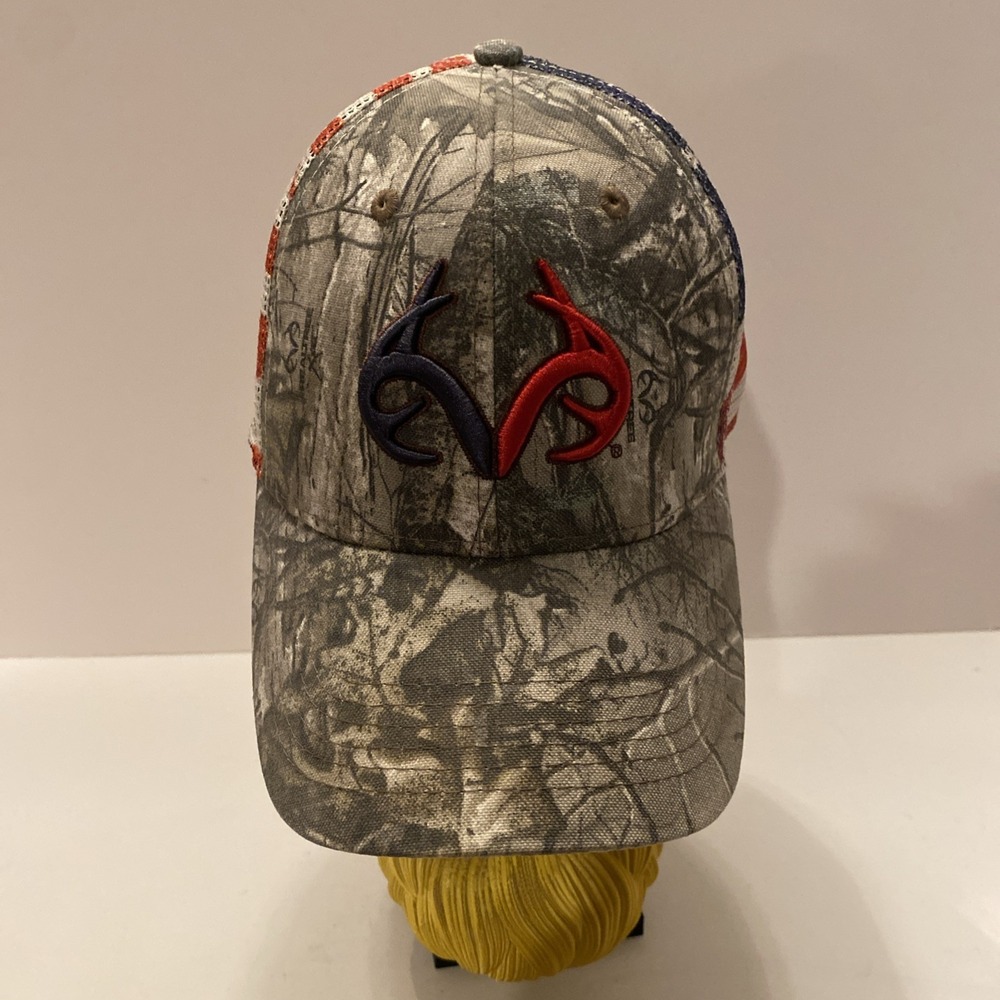 Realtree Camo Snapback Hat with American‎ Flag Mesh Red Blue Embroidered Logo
